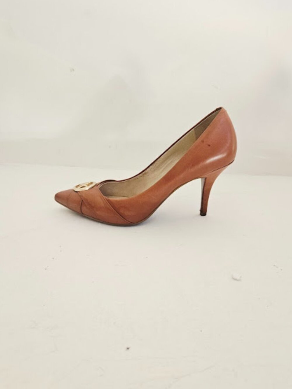 Michael Kors Women’s Brown Pumps Size 8 Closed Toe Heels
